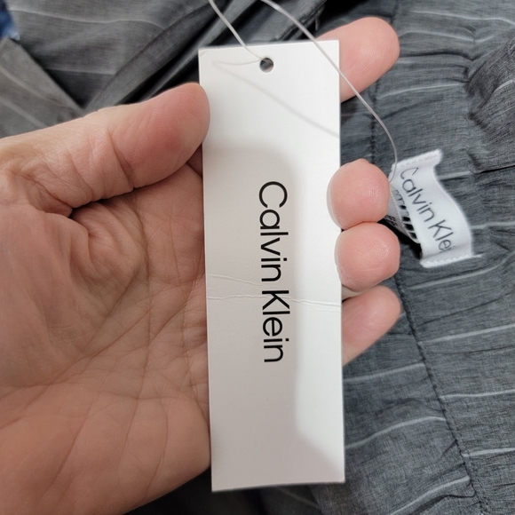 New! Calvin Klein Women's Gray Pinstripe Belted Pants Size XL. Condition is New - Picture 8 of 10